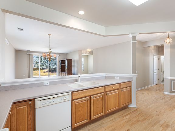 5th image of 13390 Crestview Dr