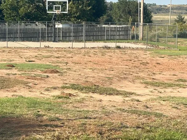 3 W Third Indian Hls, Beaver, OK 73932