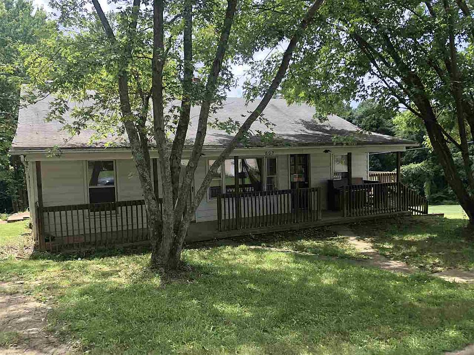 2nd image of 802 Mineola St