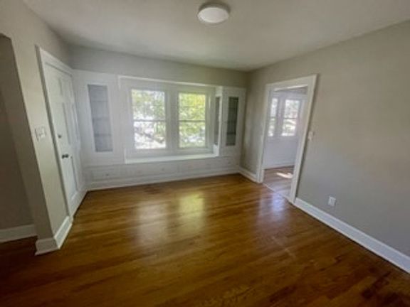 4th image of 12005 Geraldine Ave #Up
