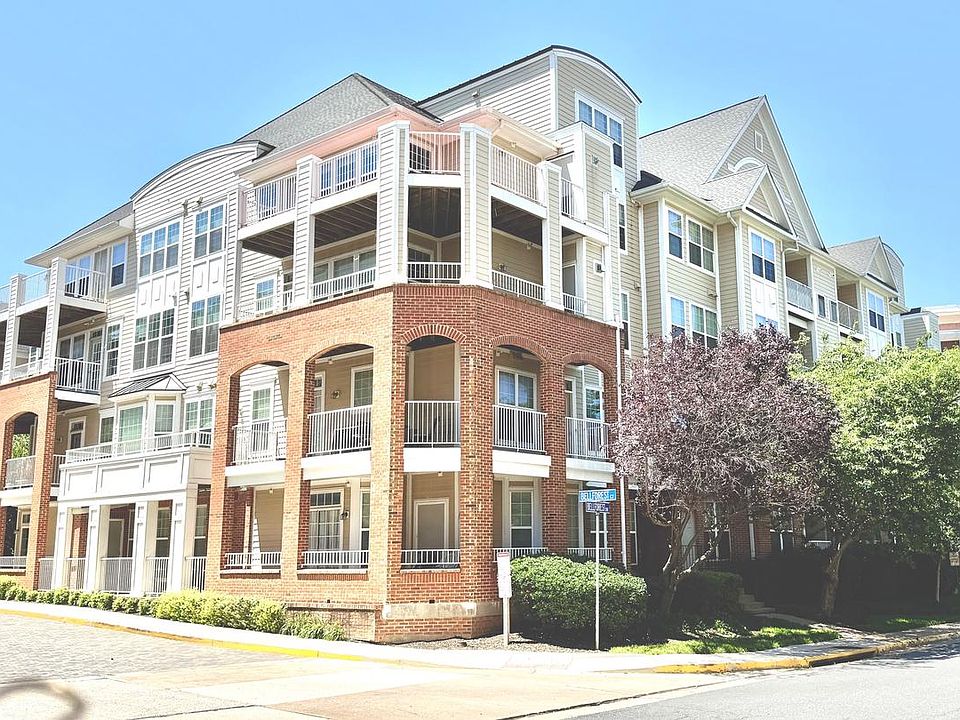 1st image of 2700 Bellforest Ct APT 108