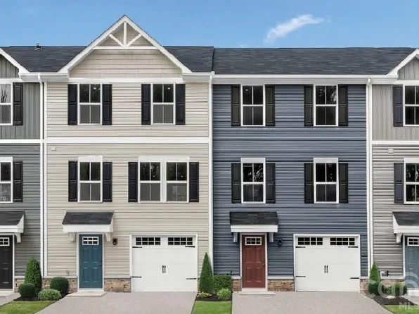 2626 Coretha Ct, Charlotte, NC 28216