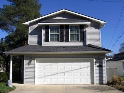 9127 Riverside Dr, Brighton, MI, 48116