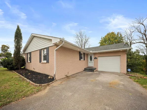 118 Parkway Dr, Huntington, WV 25705