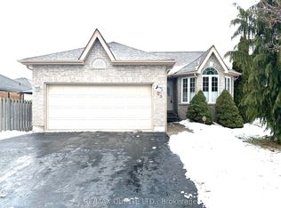 43 Gavey St, Belleville, ON K8N0L8