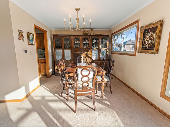 5th image of 315 Cottonwood Ct