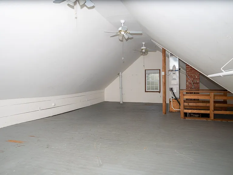 1321 Paris Rd — Photo 16