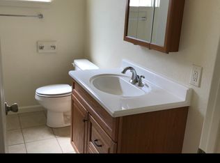 732 Hardin Rd APT 2, Newman, CA 95360