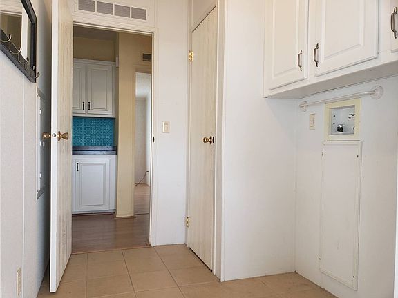 4th image of 4300 E Bay Dr #406