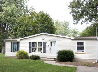 2912 Midwood St, Lansing, MI 48911