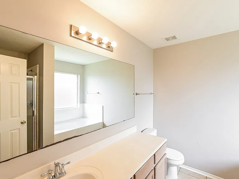 3306 Coldwater Canyon Ln — Photo 10