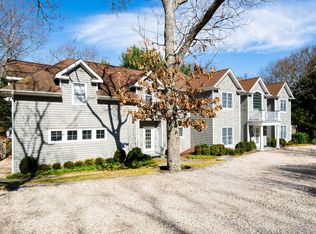 1 Albertines Ln, East Hampton, NY 11937
