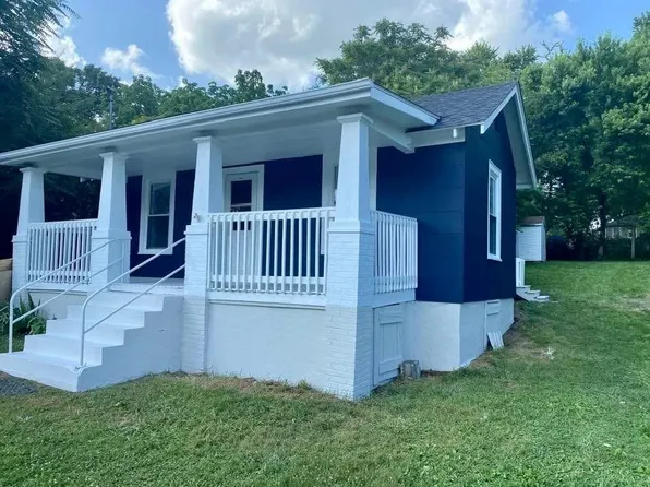 905 Mashburn Ave, Pulaski, VA 24301