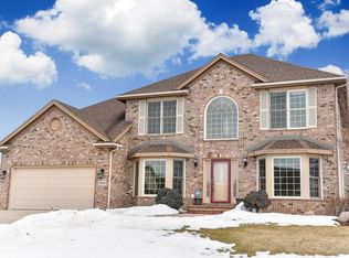 1909 Brougham Ln, Racine, WI 53406