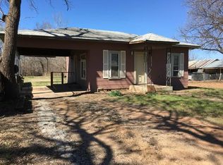 107 S 10th St, Perry, OK 73077