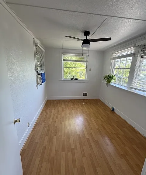 190 Lubeck Rd #1 — Photo 15