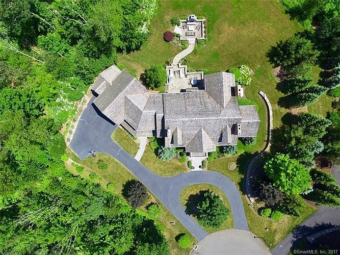 1st image of 77 Far Hills Dr