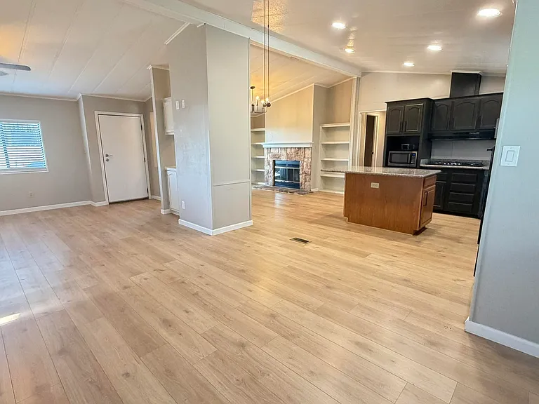 7770 Lone Tree Way — Photo 7