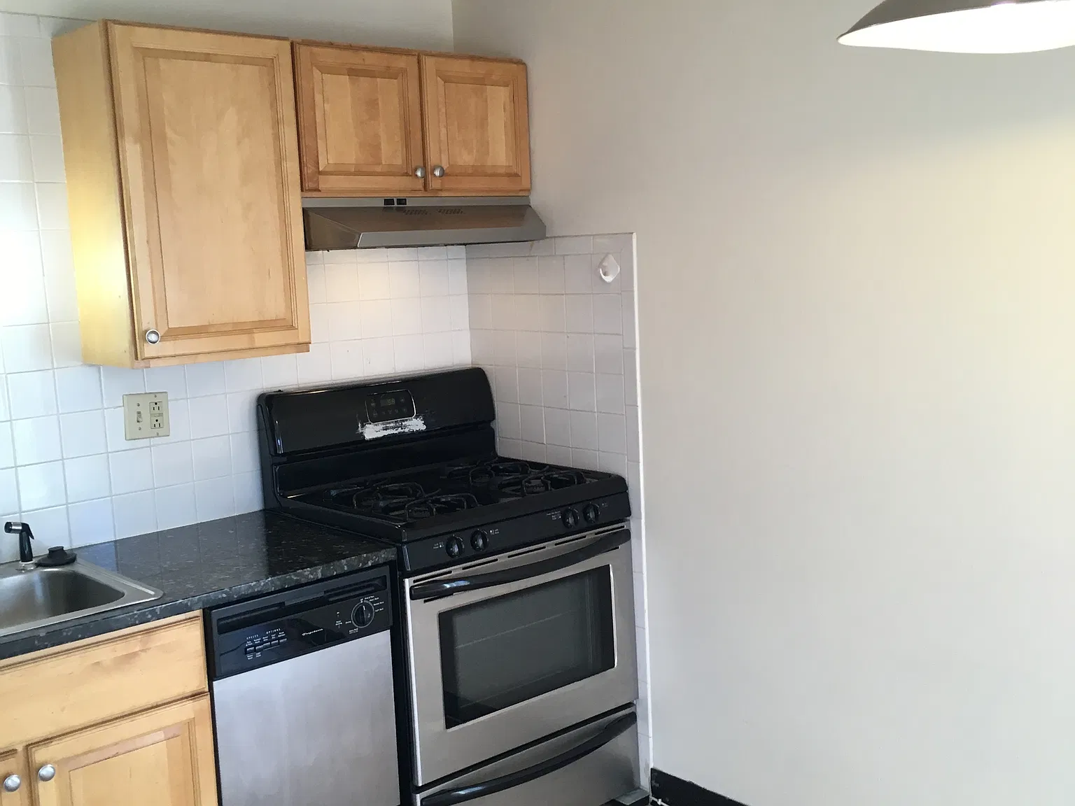 540 Chestnut St — Photo 2