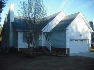 2824 Thurrock Dr, Apex, NC 27539
