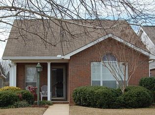 113 Williamstown Dr, Warner Robins, GA 31093