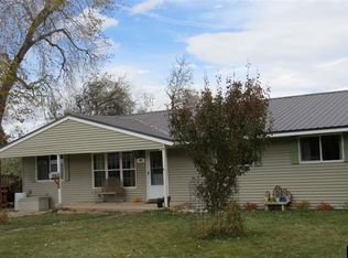 566 Shoshone St, Lander, WY 82520