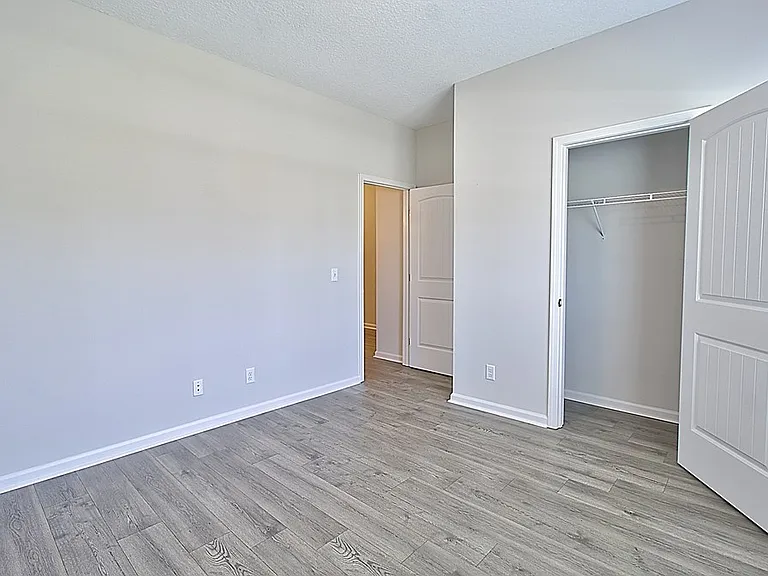 183 W West Winn Ave — Photo 8