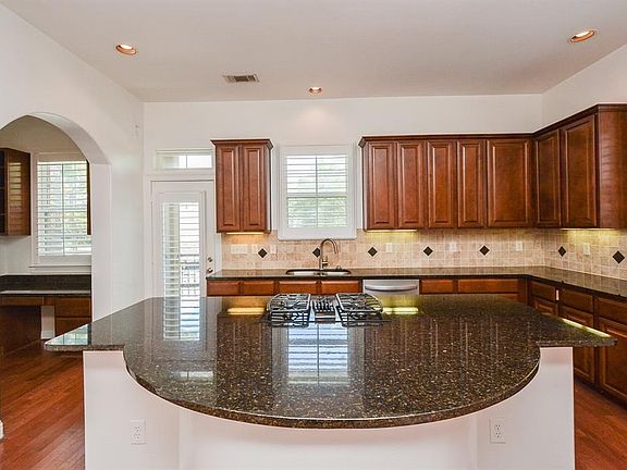 2nd image of 20 Versante Ct