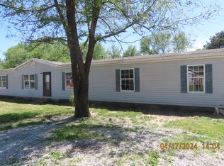 46 Bluejay Rd, Blue Eye, MO 65611
