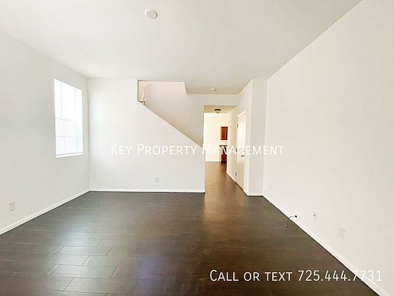 4th image of 10143 Pleasant Village Pl