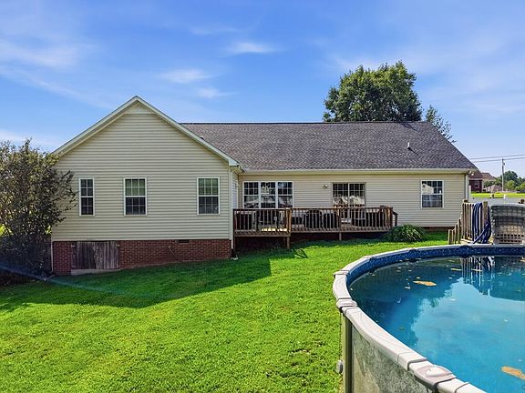 4th image of 105 Prosperity Dr