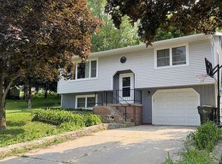 215 Valders Blvd, Barneveld, WI 53507