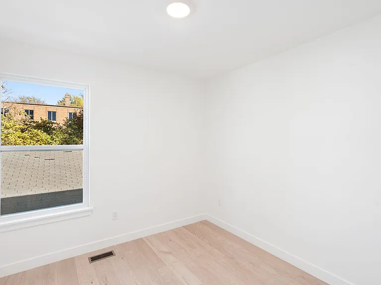 308 E Morgan St #C — Photo 10