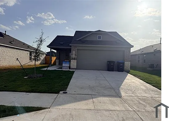 3 bed, 1461 sqft, $2,500 — Photo 3