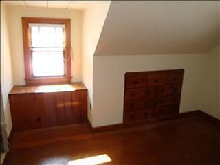 4th image of 7 Mansion Dr