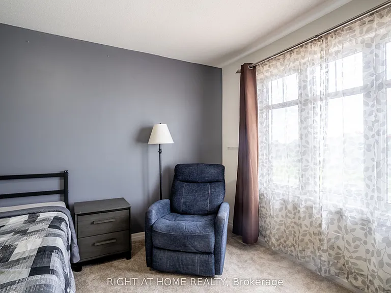 712 Brian Good Ave — Photo 18