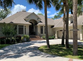9 Peninsula Dr, Hilton Head Island, SC 29926