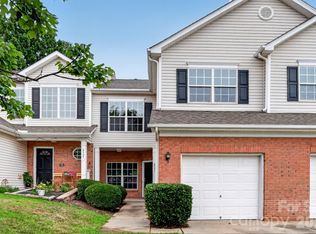 8531 Carolina Lily Ln, Charlotte, NC 28262