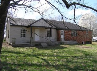 107 S Riverside Dr, McMinnville, TN 37110