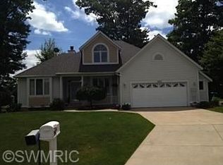 354 142nd Ave, Holland, MI 49424