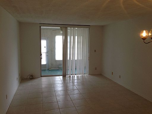 4th image of 6570 Royal Palm Blvd APT 107J