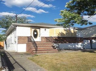 163-37 95th St, Howard Beach, NY 11414