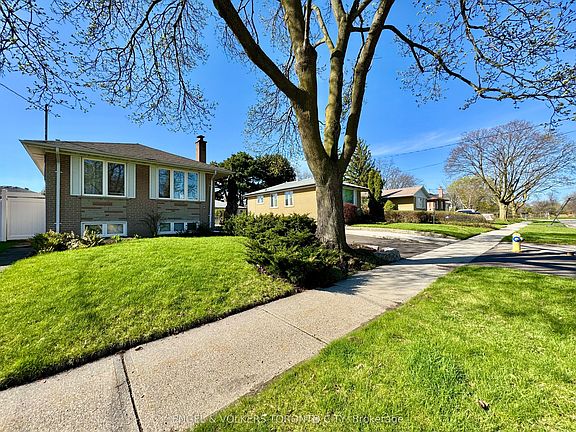 3rd image of 41 Paragon Rd