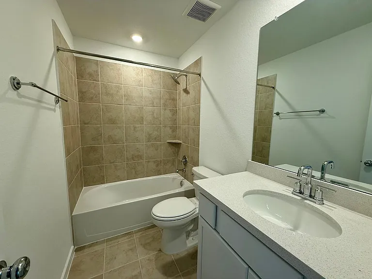 22142 Ingham Bluff Ln — Photo 9