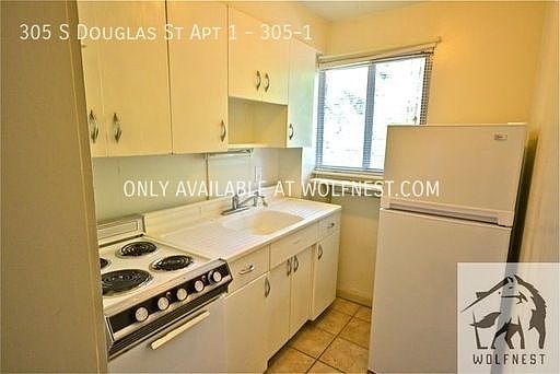 3rd image of 305 S Douglas St APT 1-305-1