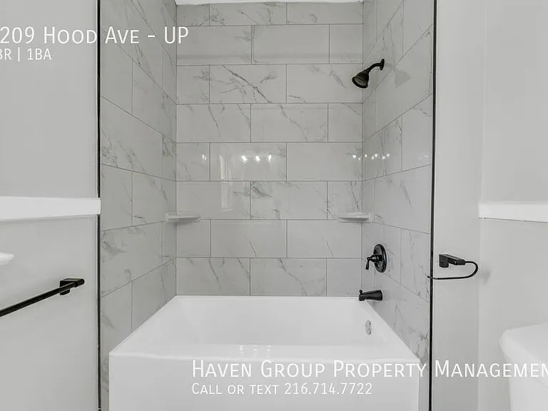 2209 Hood Ave #UP — Photo 14