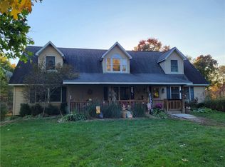 175 McKenzie Rd, Clinton, PA 15026