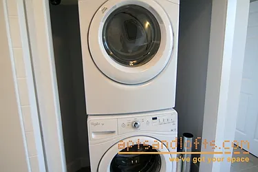 Rented by aptsandlofts.com