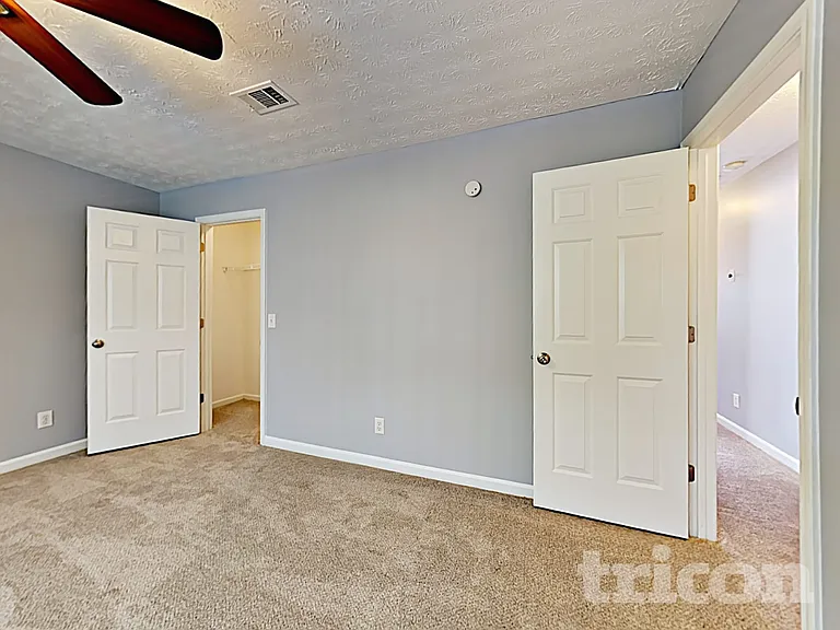1202 W Oaks Way — Photo 10