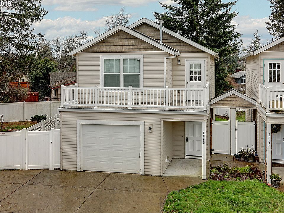 1st image of 1456 NE Herrold Ct